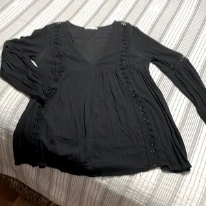 Honey Punch eyelet lace trimmed blouse